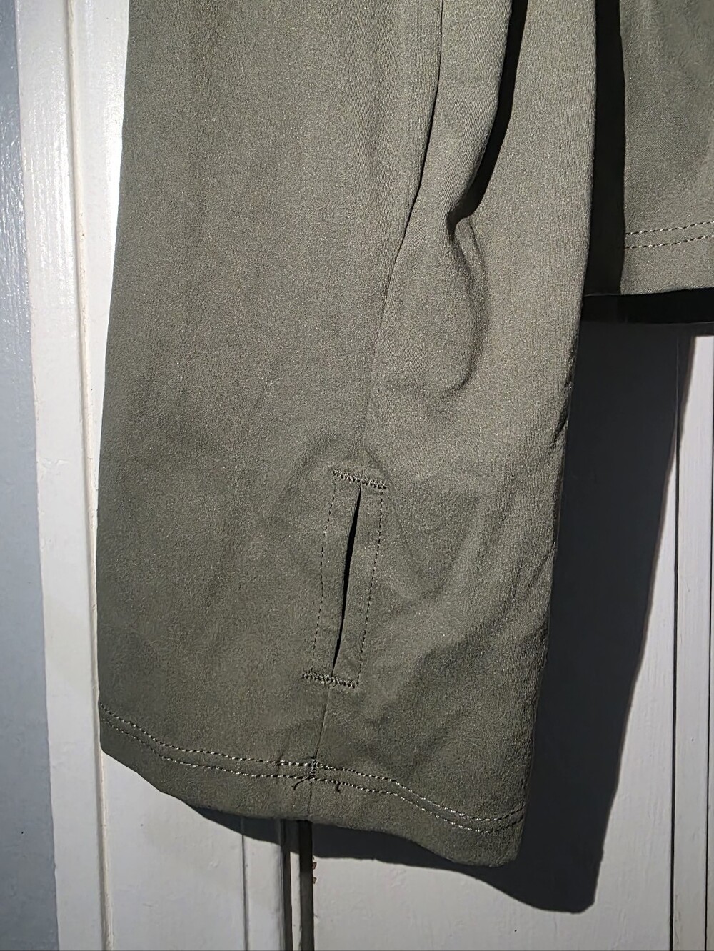 Halara UltraSculpt Push-Up Ruffle Hem Yoga Jacket - Grass Green - Size XL - NWOT - Picture 5 of 7